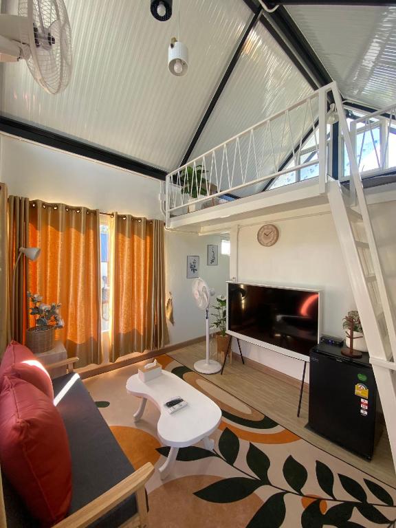 TV a/nebo společenská místnost v ubytování Blessing Moon Pool Villa Khaoyai