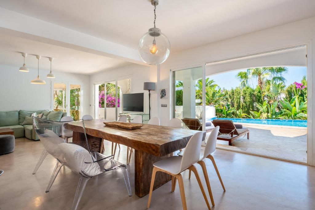 Villa Amarantos, Santa Eularia des Riu – Bijgewerkte prijzen 2023