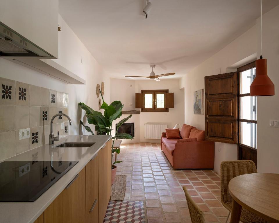 Kuchyň nebo kuchyňský kout v ubytování Carmen del Azahar by Florentia Homes