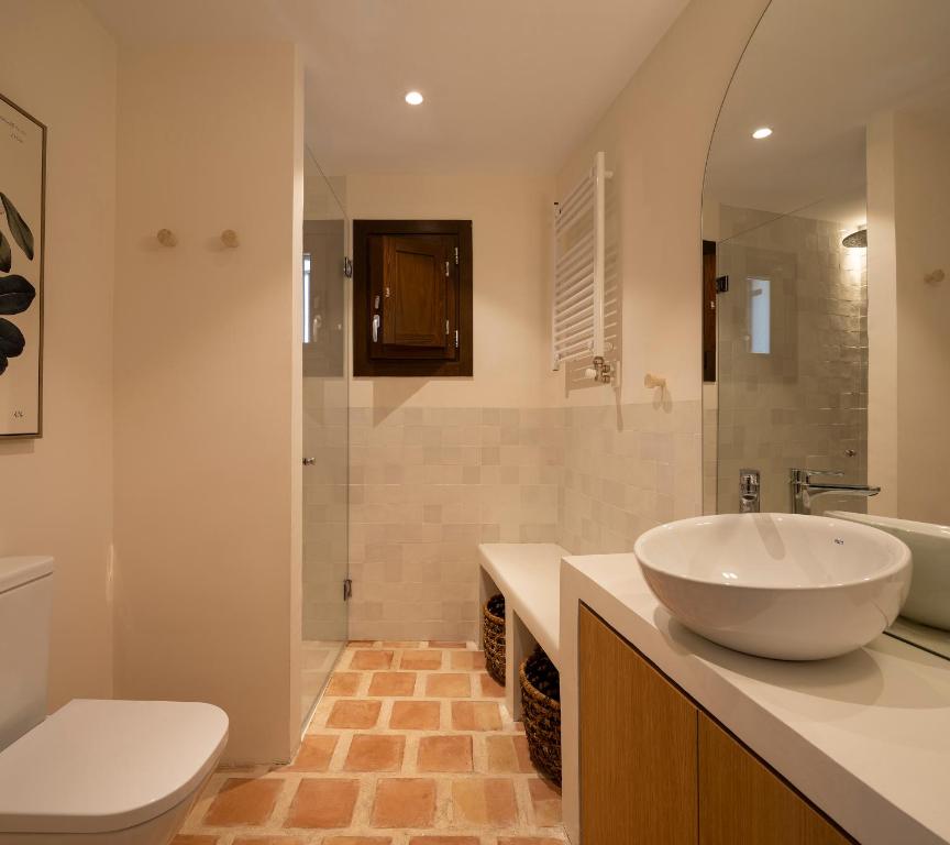 Koupelna v ubytování Carmen del Azahar by Florentia Homes