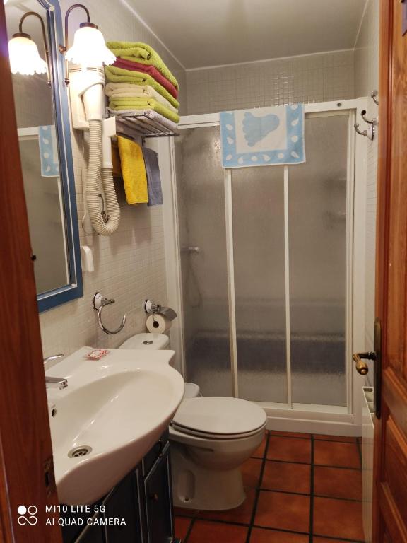 Koupelna v ubytování Casa A Ruata