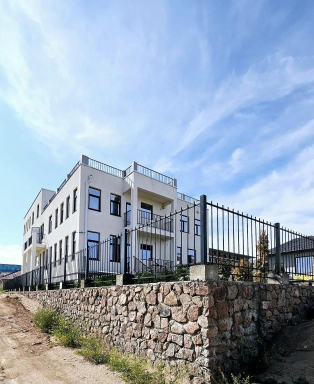 Alma Villa Guest House - Bosteri