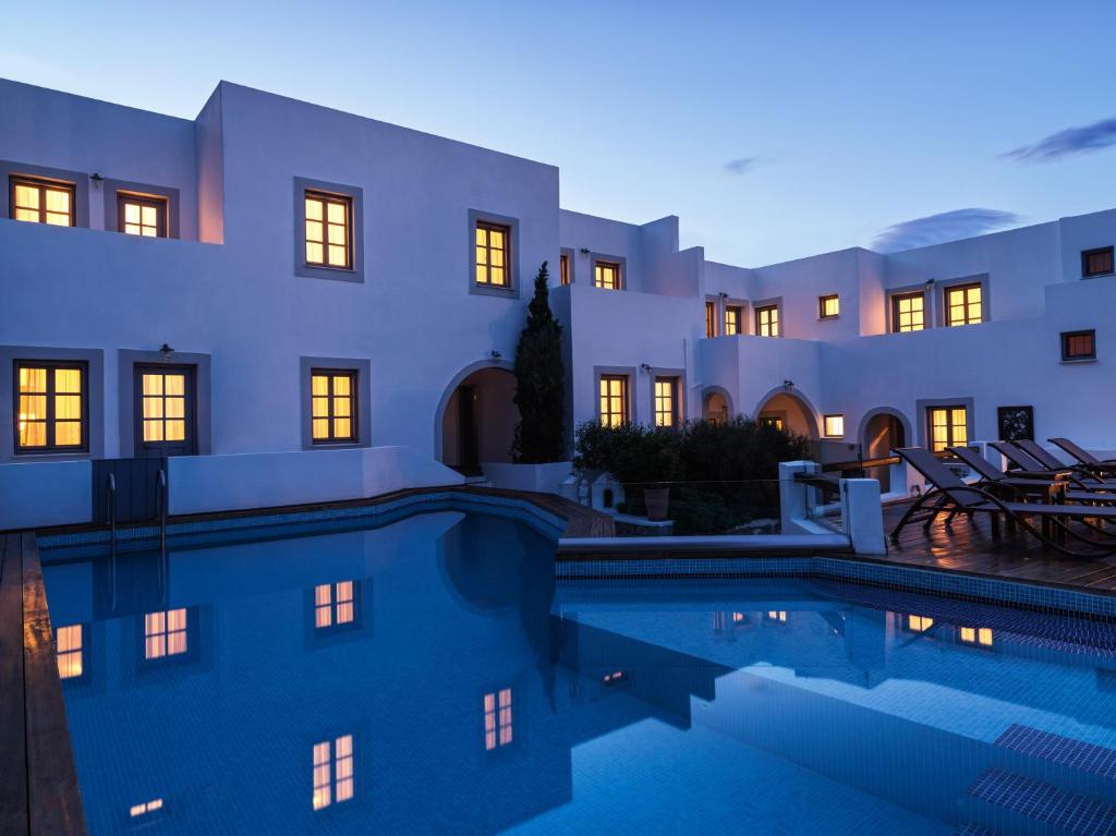 Bazén v ubytování The Petra, Small Luxury Hotels of the World nebo v jeho okolí
