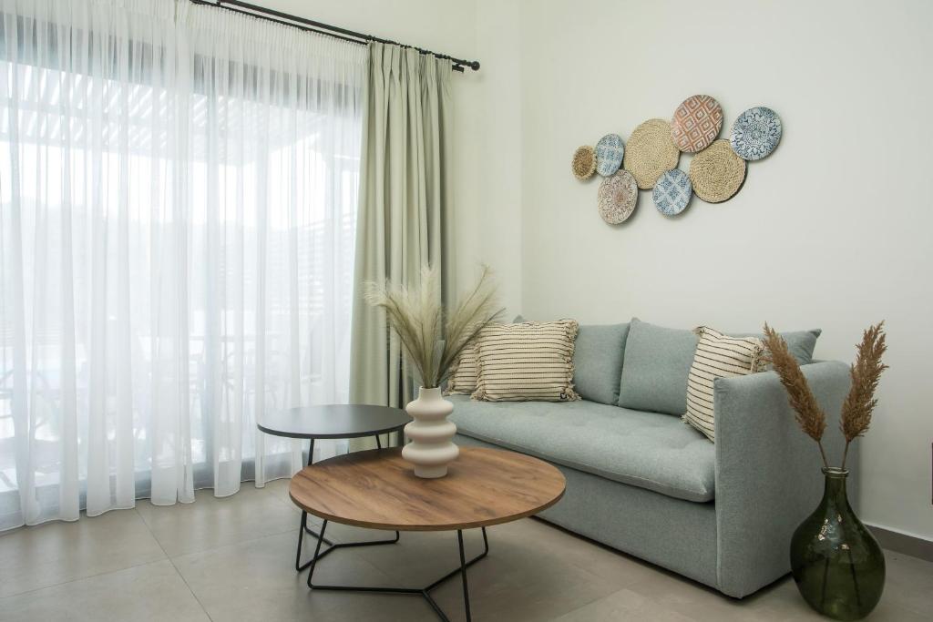 Posezení v ubytování Nόka Suite Apartments