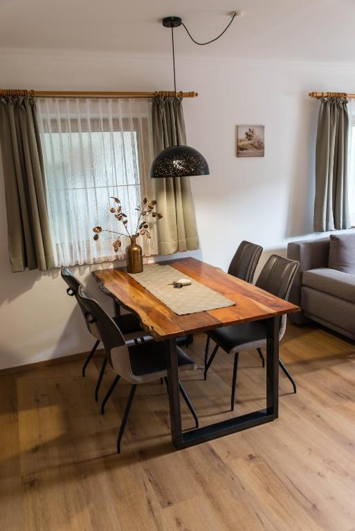 Posedenie v ubytovaní Appartements Gadenstätter