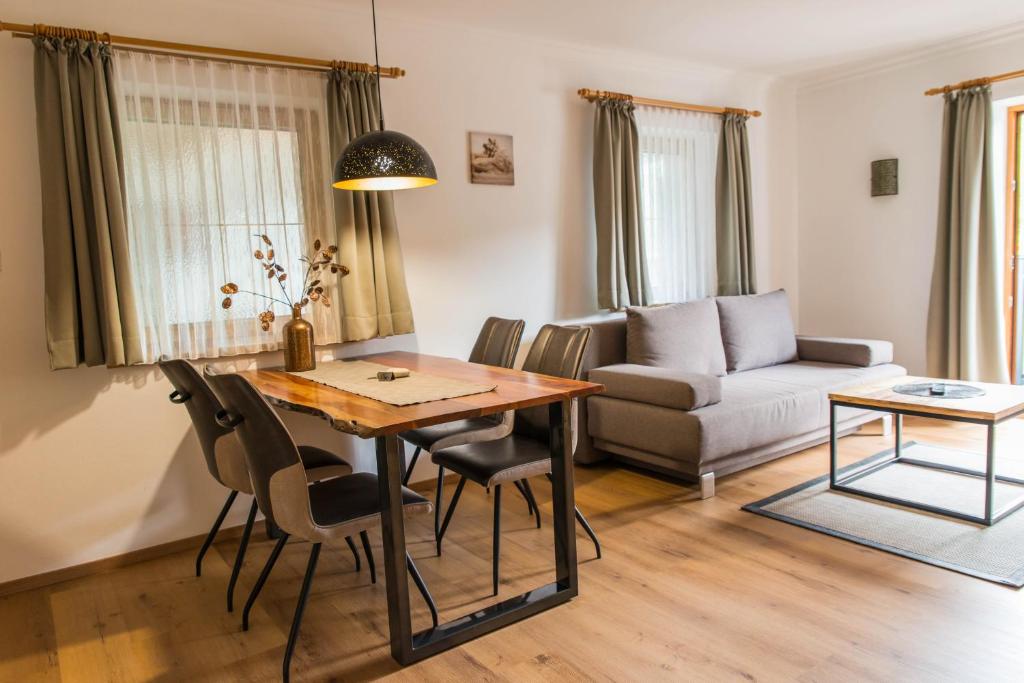 Posedenie v ubytovaní Appartements Gadenstätter
