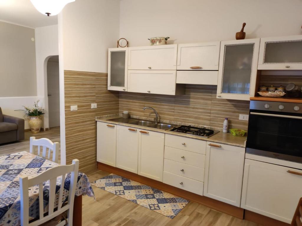 Kuchyň nebo kuchyňský kout v ubytování Casa Simo