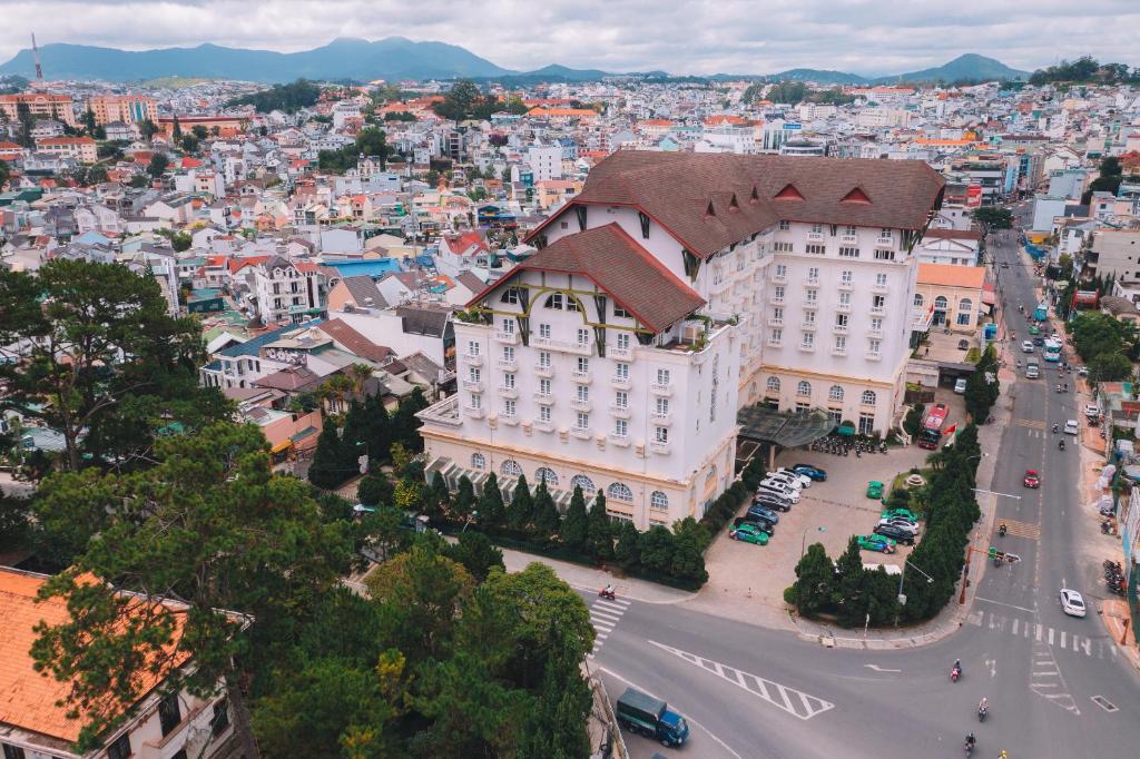 Saigon Dalat Hotel - Housity