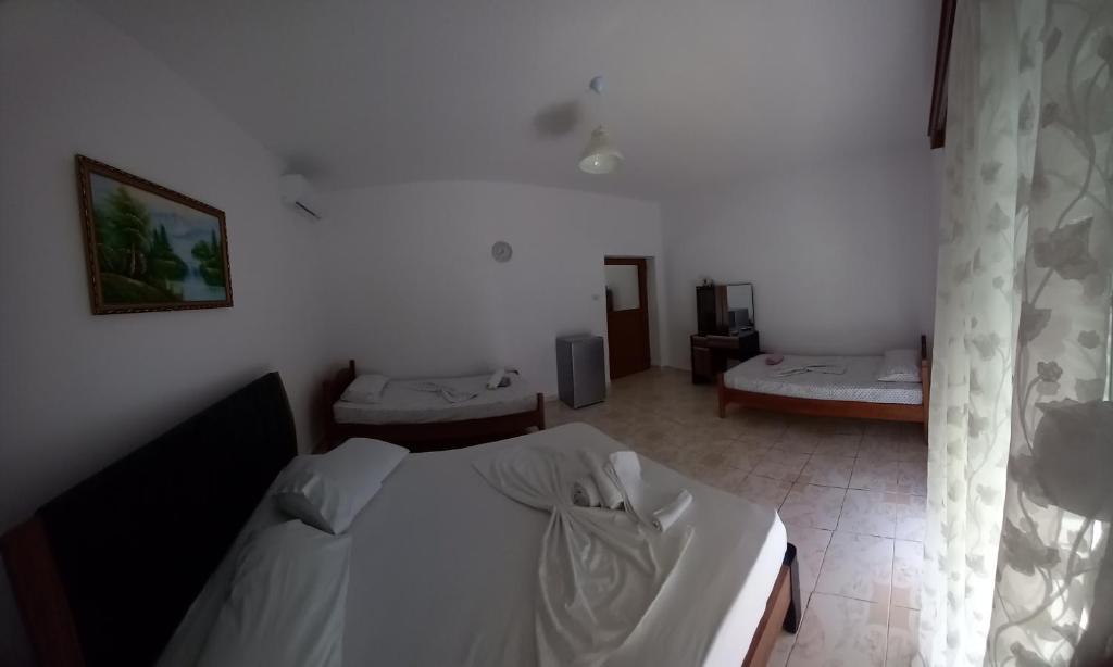 Fotografie z fotogalerie ubytování VILA PASHA v destinaci Sarandë