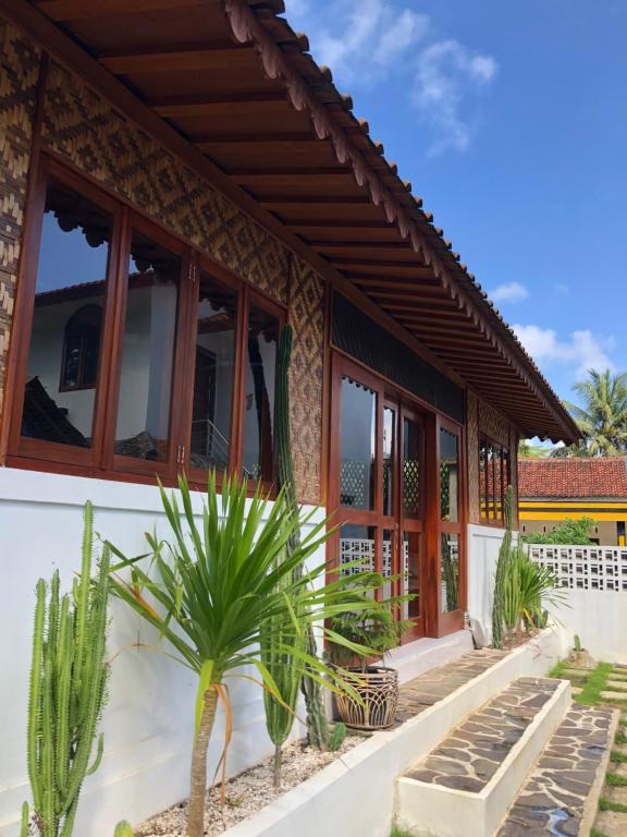 Zahrada ubytování Hideaway Batukaras