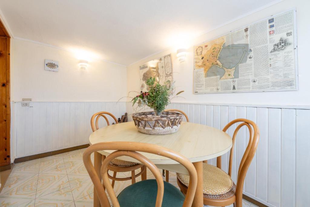 Zdjęcie z galerii obiektu Villa Ondina 1 Carloforte w mieście Carloforte