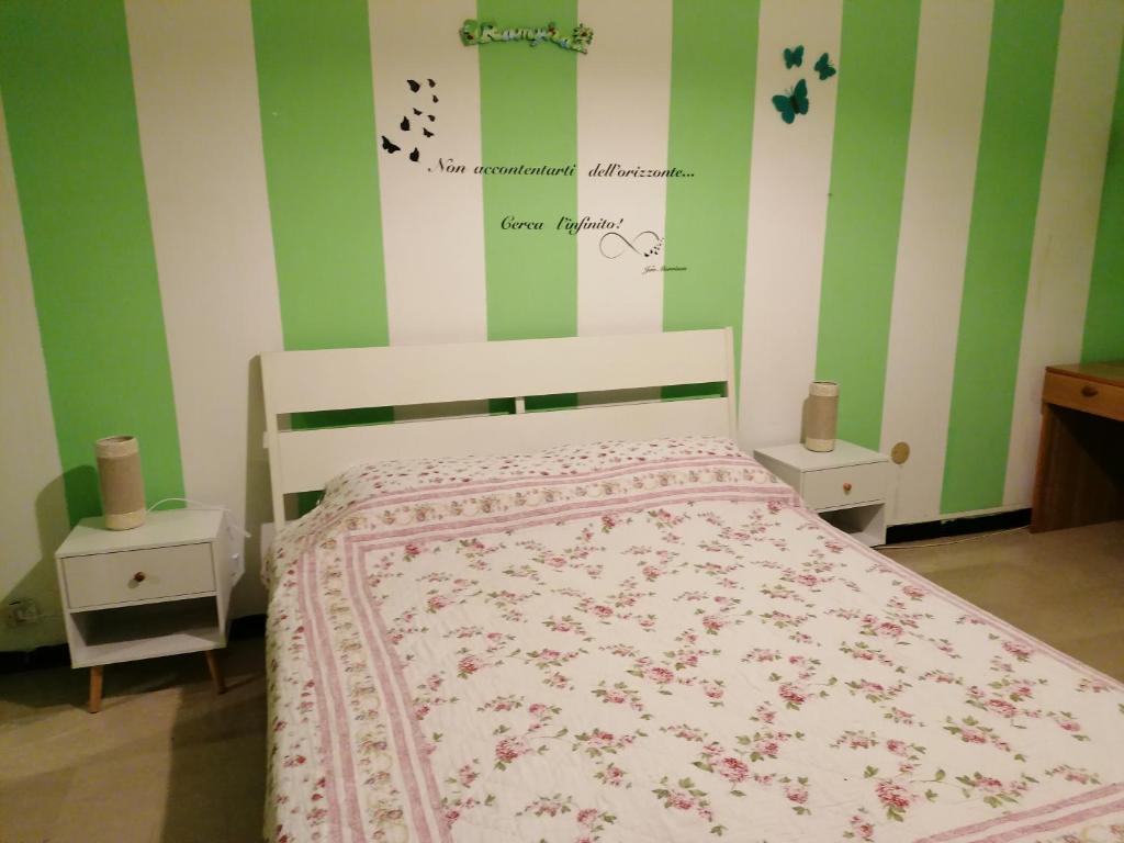 Postel nebo postele na pokoji v ubytování Céline