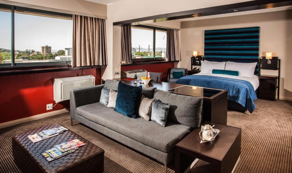Southern Sun Newlands 6