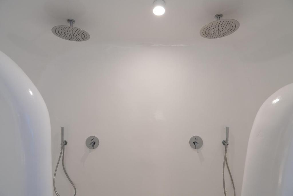 White Concept Caves - Resim 38