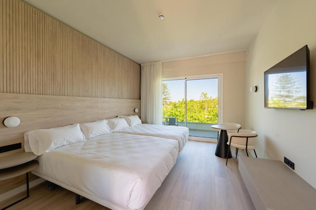 RH Silene Hotel & Spa 4 Sup - Habitación Suprema (2 Adultos + 1 Niño)