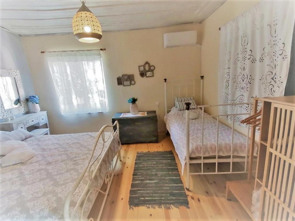 Φωτογραφία από το άλμπουμ του Maria's traditional house στο Τρίκερι