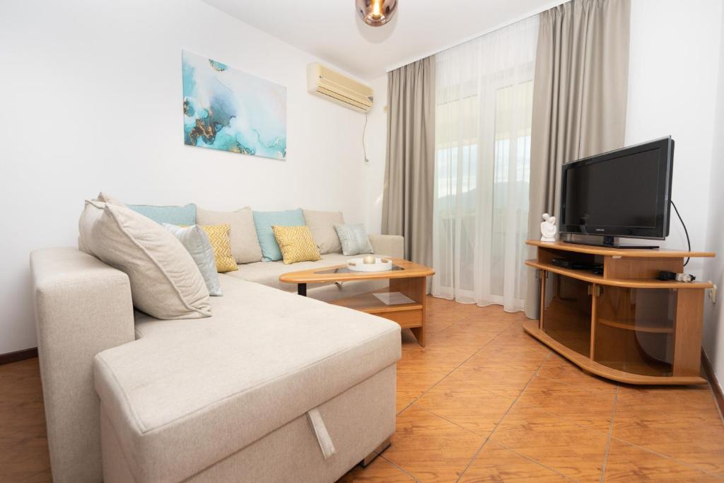 Apartments Adeona - 16