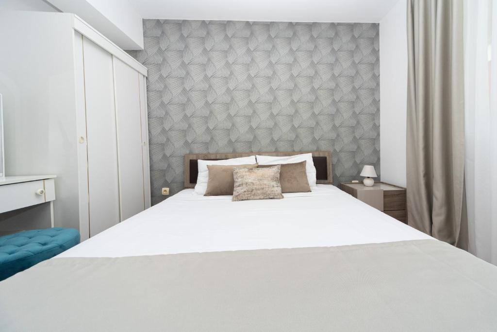 Apartments Adeona - 12