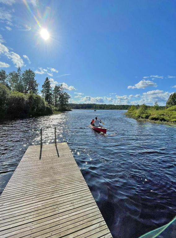 Fotografie z fotogalerie ubytování Idyllisches Schwedenhaus v destinaci Grönskåra
