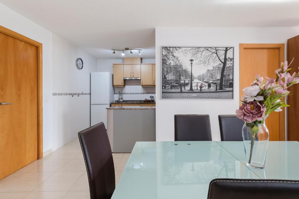 Kuchyň nebo kuchyňský kout v ubytování Apartamento Clayma
