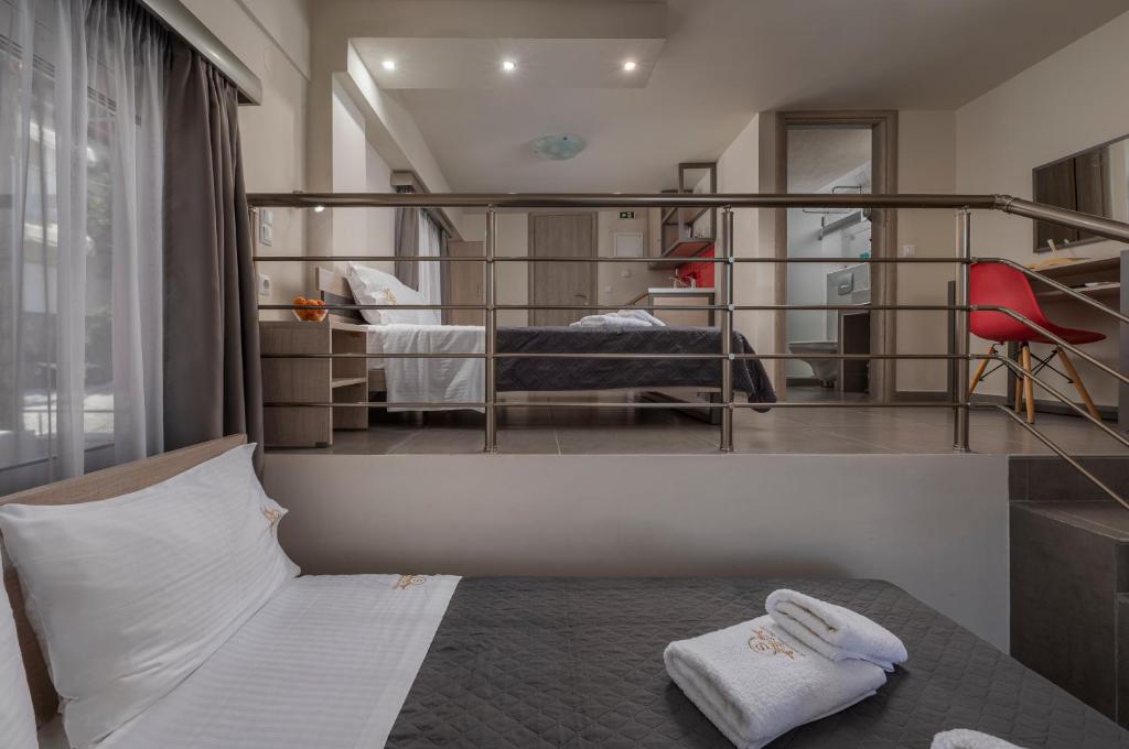 Sunshine Apartments - 3