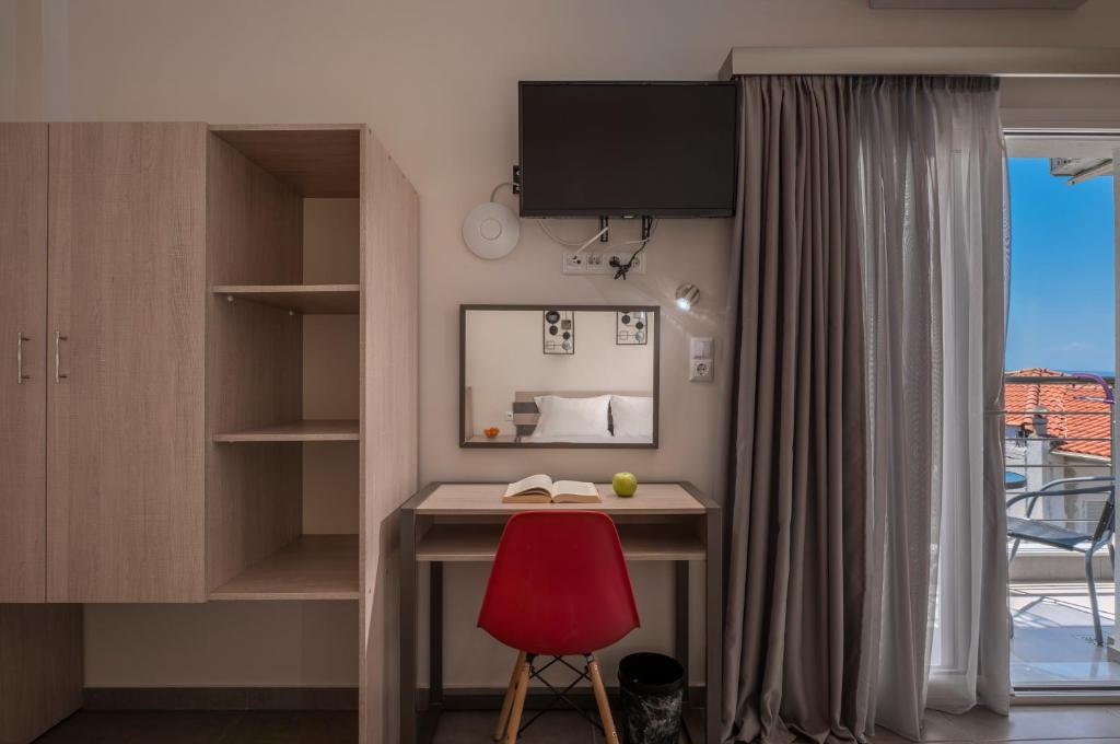 Sunshine Apartments - 11