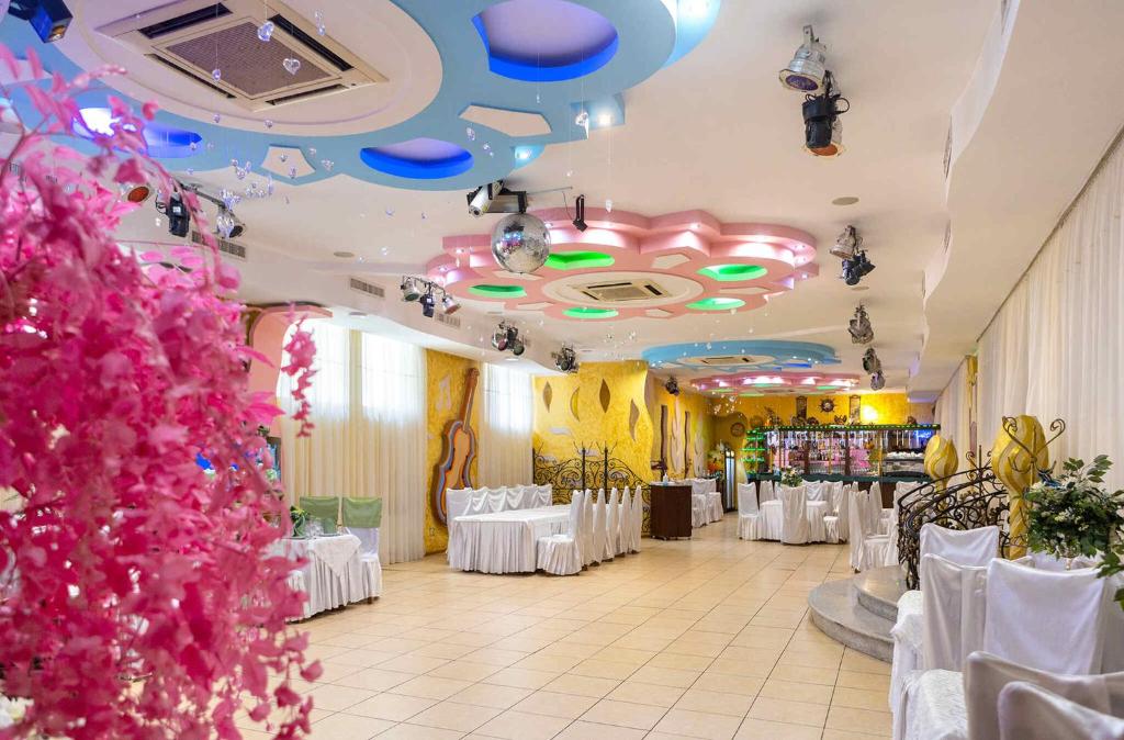 Restaurace v ubytování Дом Павловых
