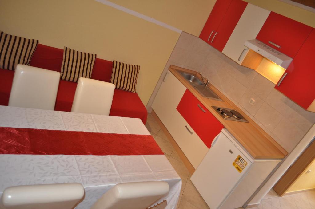 Postel nebo postele na pokoji v ubytování Apartments Zora
