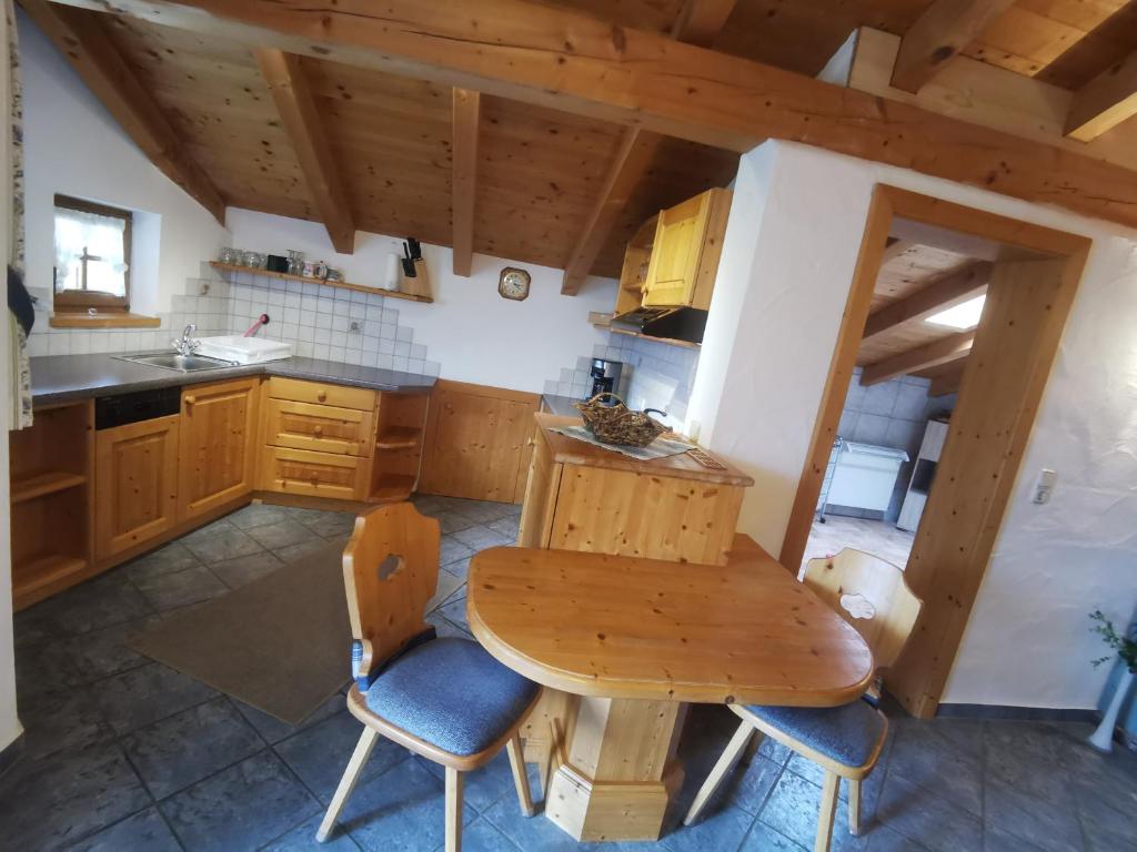 Kuchyň nebo kuchyňský kout v ubytování Schlosserhof