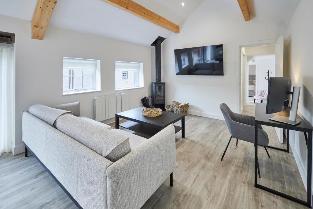 Μια τηλεόραση ή/και κέντρο ψυχαγωγίας στο Host & Stay - The Hay Loft