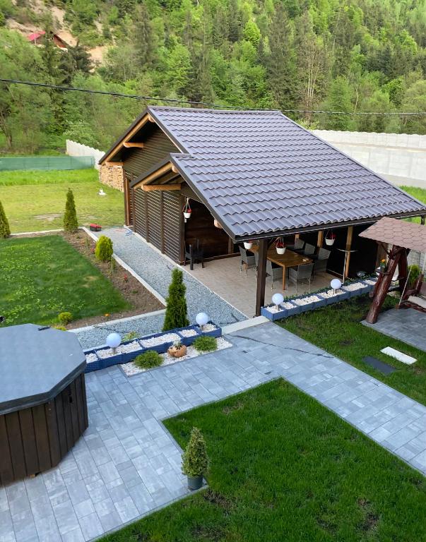 Zahrada ubytování Casa Cernat