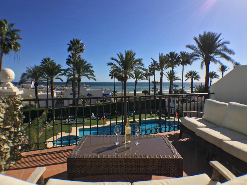 Πισίνα στο ή κοντά στο 2204-Luxury apt on the beach,new,on duquesa port!