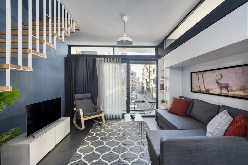 Brand New Central Modern Loft Smart Design! #144, Istanbul – Updated 2024  Prices