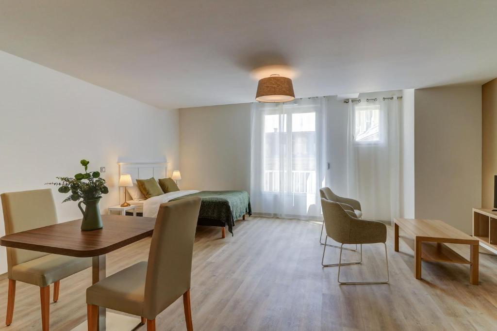 Jadalnia w apartamencie