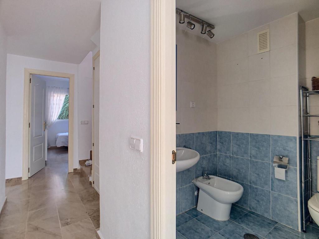 Łazienka w obiekcie 2231 - Amazing 3 bedrooms with 3 sunny terraces