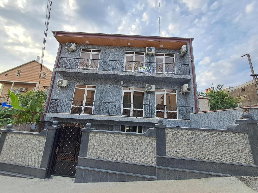 Budova, kde se hostel nachází