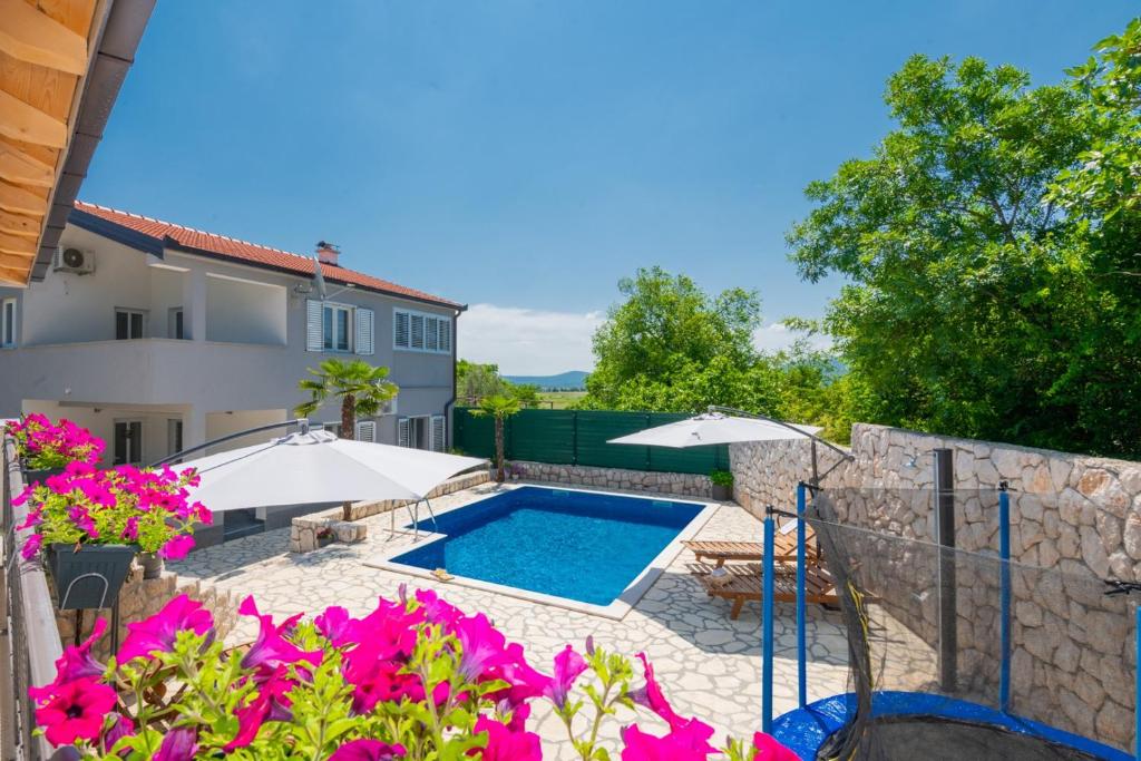 Bazén v ubytovaní Villa Talia in Imotski, private pool alebo v jeho blízkosti