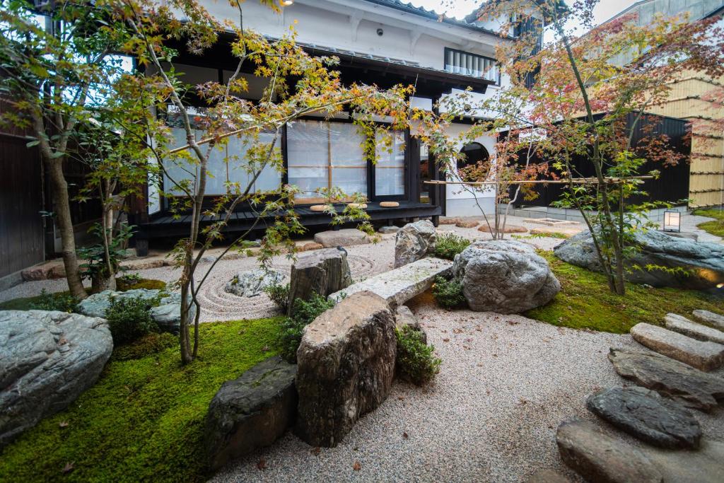 Zahrada ubytování Castle Town Contemporary Ryokan 天籟 - TENRAI -