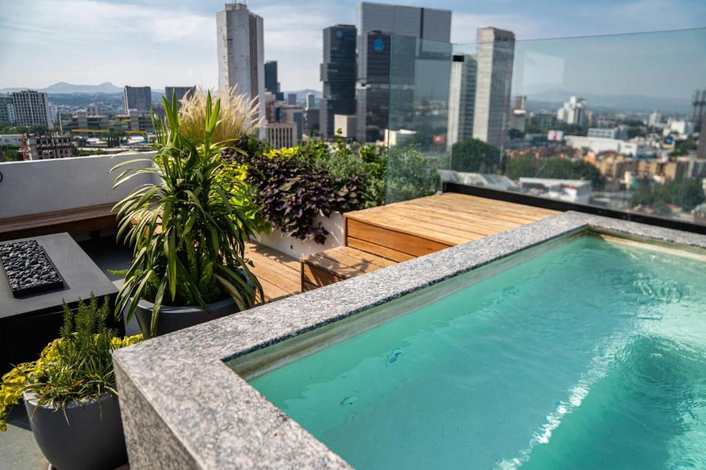 Downtown Finance, Jacuzzi, Rooftop, Best Wifi M01, Guadalajara