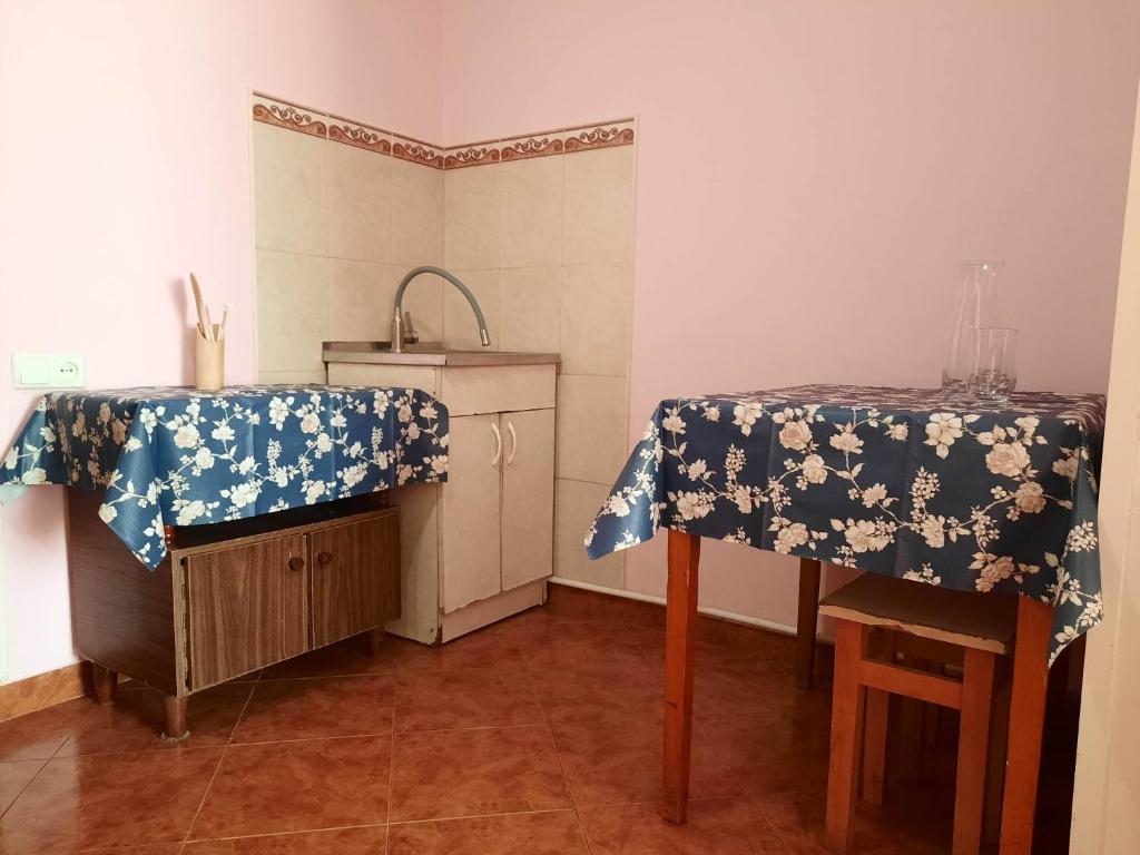امکانات Cozy flat on Pekini avenue - تصویر ۴