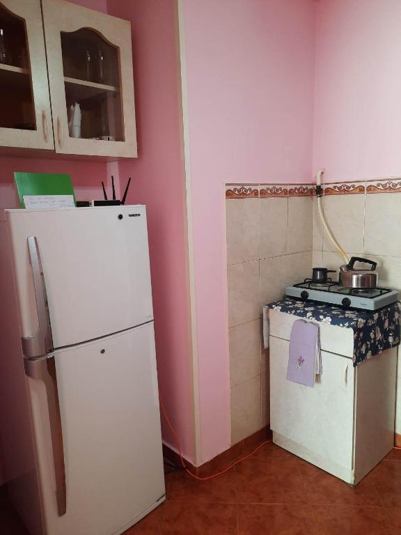 فضای داخلی Cozy flat on Pekini avenue در تفلیس - تصویر ۳