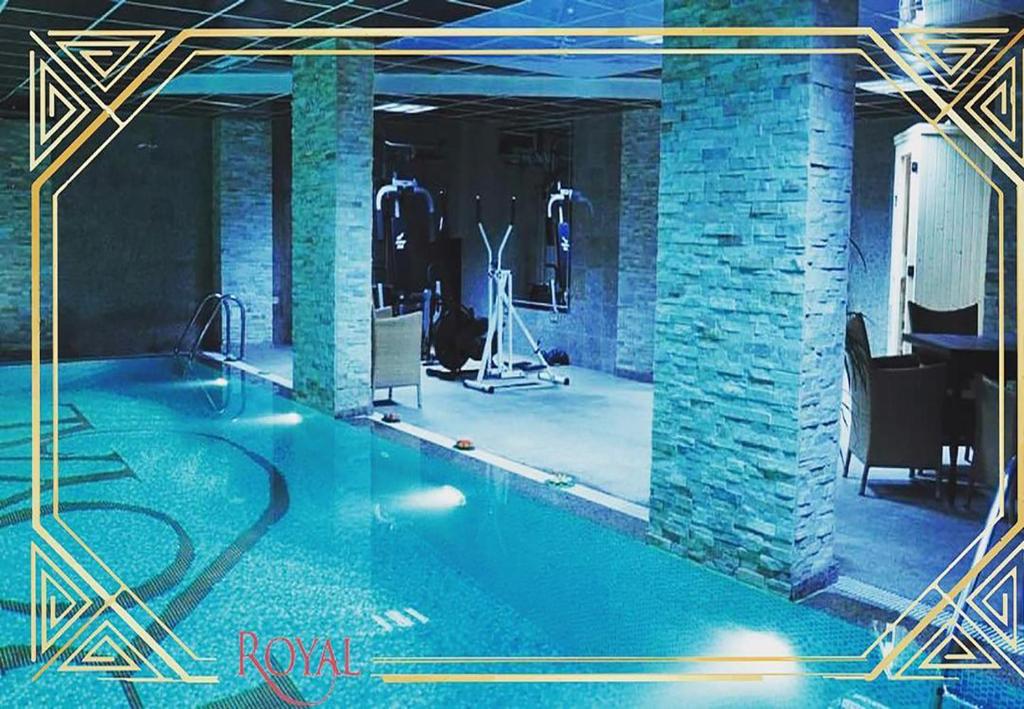 Bazén v ubytování Hotel Royal nebo v jeho okolí