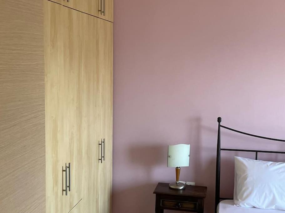 Postel nebo postele na pokoji v ubytování Akoumaros Breeze