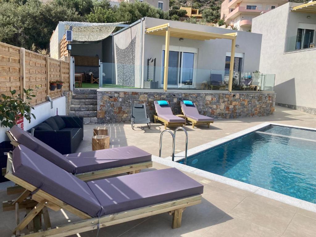 The swimming pool at or close to Zax sea view villas