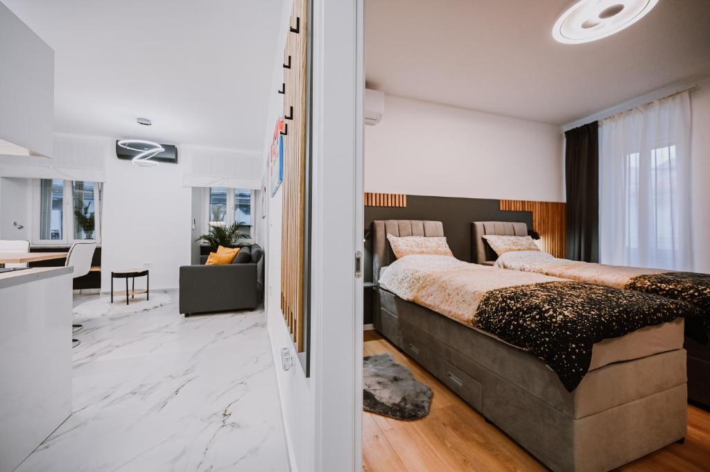 En eller flere senge i et værelse på Old Square