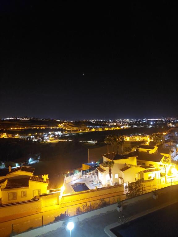 Golf Club La Marquesa best view ,, Home Aqma ,, - Twee Slaapkamers Huis