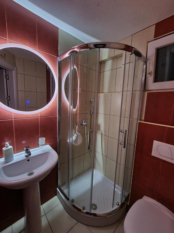Apartments Vraneš Tivat - One-Bedroom Apartment