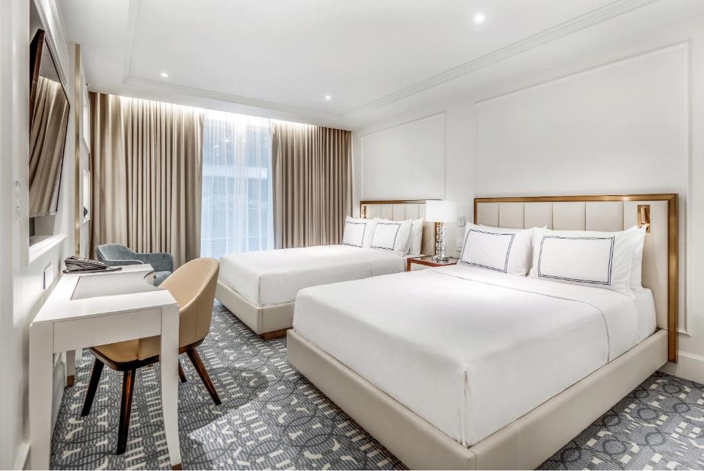 
Superior Queen Room with Two Queen Beds
