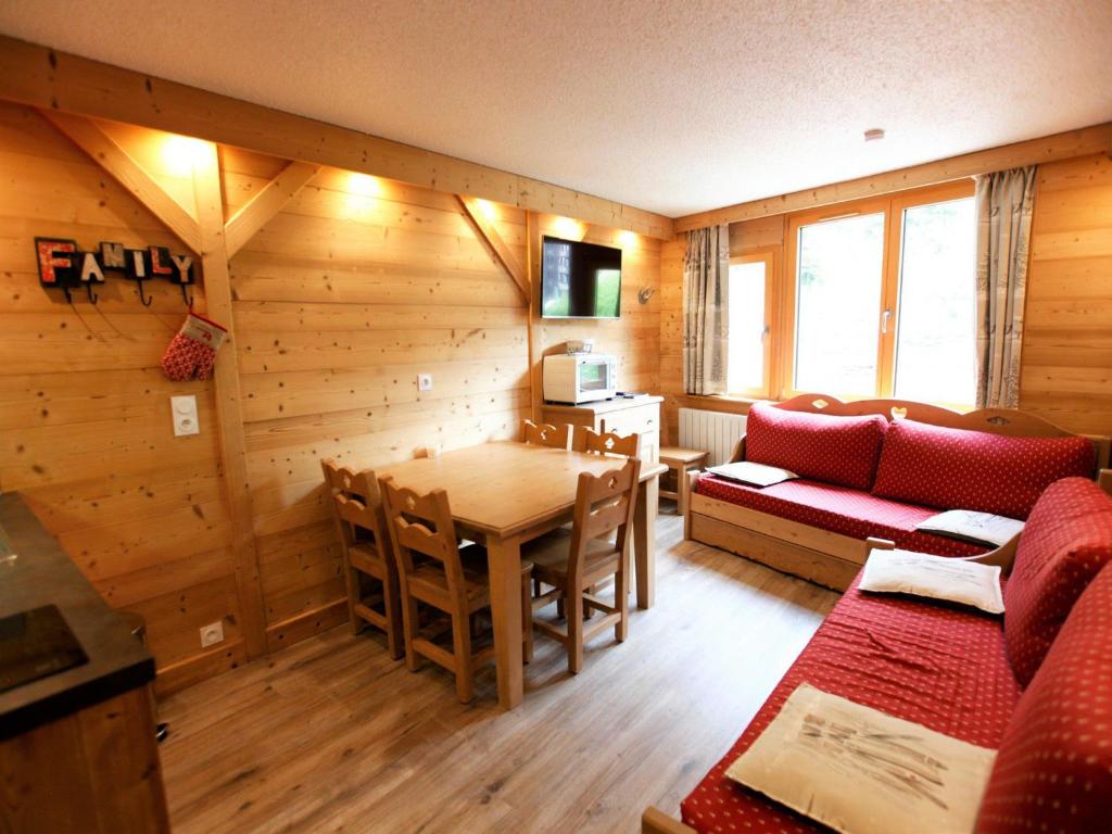 Photo de la galerie de l'établissement Charmant appartement rénové en centre-station avec WIFI à Avoriaz - FR-1-314-143, à Avoriaz