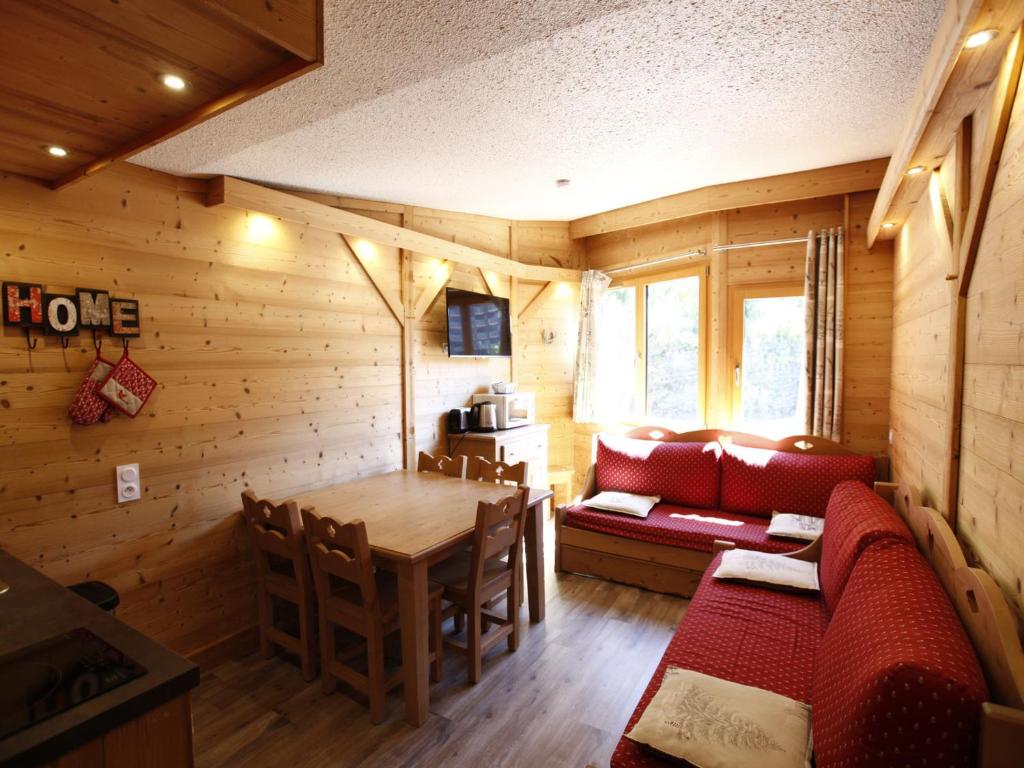 Photo de la galerie de l'établissement Charmant appartement rénové au cœur d'Avoriaz avec WIFI et TV, proche des commerces et pistes skiables - FR-1-314-140, à Avoriaz